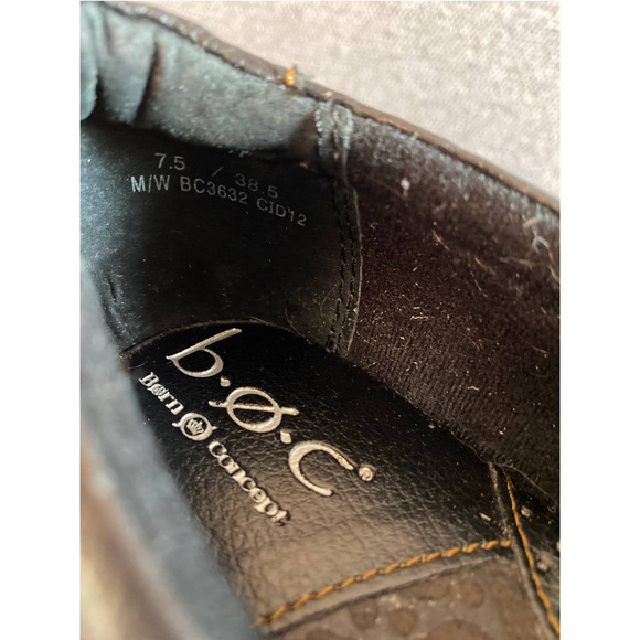 b.o.c. Woman’s clog size 7.5 black leather heeled clog, nurse shoe, comfort shoe - Picture 9 of 13